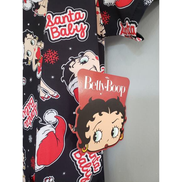 NEW Betty Boop V-Neck Short Sleeve Scrub Top Size MEDIUM Santa Baby - Picture 2 of 6